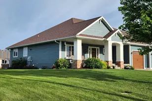 731 St James Cir, Litchfield, MN 55355 - Photo 1