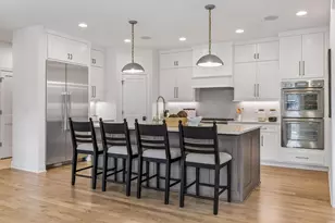 5829 Ewing Ave S, Edina, MN 55410 - Photo 14