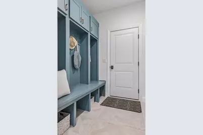 5829 Ewing Avenue S, Edina, MN 55410 - Photo 18