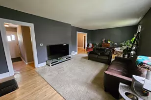 809 Park Ave, Morris, MN 56267 - Photo 8