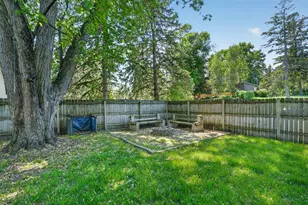 3633 Lowry Ave N, Robbinsdale, MN 55422 - Photo 24