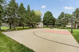 1004 6th St NW, Dodge Center, MN 55927 - Photo 2