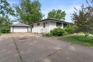11516 Heather St NW, Coon Rapids, MN 55433 - Photo 2