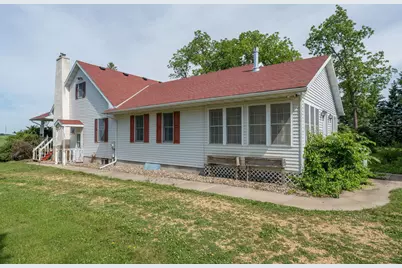 17069 Old Hwy 66, Good Thunder, MN 56037 - Photo 4