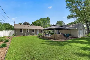 2094 Richard Ave, White Bear Lake, MN 55110 - Photo 2