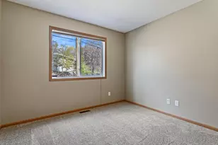 356 Arlington Ave W, Saint Paul, MN 55117 - Photo 16