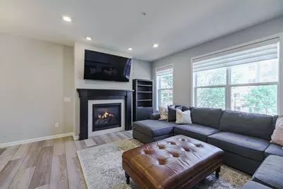 4015 River Valley Way, Eagan, MN 55122 - Photo 6