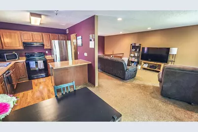 1919 27th Avenue S, Fargo,  58103 - Photo 6