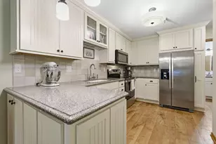 18091 Settlers Way, Eden Prairie, MN 55347 - Photo 6