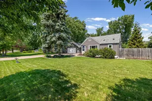 2185 Pinewood Dr, Mounds View, MN 55112 - Photo 12