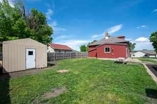 908 3rd St SW, Waseca, MN 56093 - Photo 4