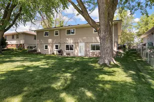 437 13th St NE, Owatonna, MN 55060 - Photo 6