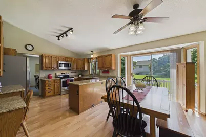 3509 92nd Avenue N, Brooklyn Park, MN 55443 - Photo 4
