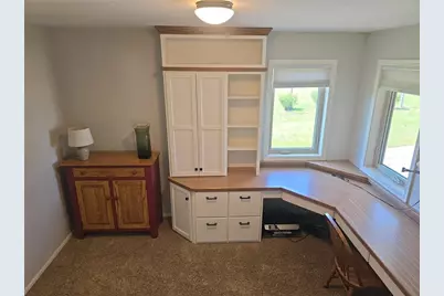 698 Westland Lane, New London, MN 56273 - Photo 8