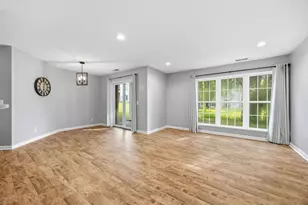 6048 Chasewood Pkwy, Minnetonka, MN 55343 - Photo 4