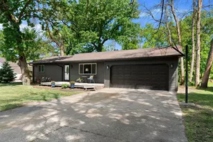 508 24th St NE, Owatonna, MN 55060 - Photo 2