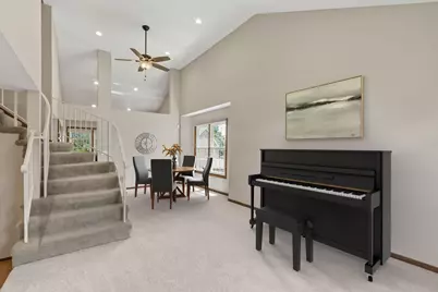 11105 Sumter Avenue S, Bloomington, MN 55438 - Photo 6