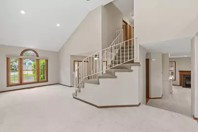 11105 Sumter Avenue S, Bloomington, MN 55438 - Photo 8