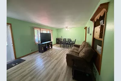 891 Winnie Avenue, Windom, MN 56101 - Photo 6