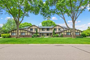 5961 Dellwood Ave, Shoreview, MN 55126 - Photo 1