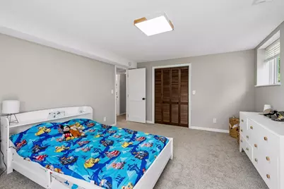 10011 Abbott Avenue S, Bloomington, MN 55431 - Photo 32