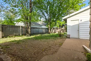 405 14th St N, Moorhead, MN 56560 - Photo 26