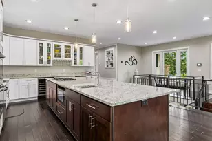 2900 Skyline Dr, Eagan, MN 55121 - Photo 10
