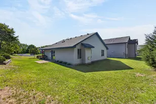 30396 Fox Run Rd, Stacy, MN 55079 - Photo 28