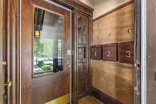 2421 Girard Ave S, Minneapolis, MN 55405 - Photo 2