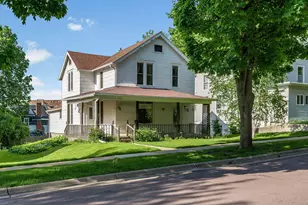 318 E Pleasant St, Mankato, MN 56001 - Photo 8