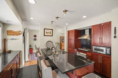 921 Dartmouth Avenue SE, Minneapolis, MN 55414 - Photo 10
