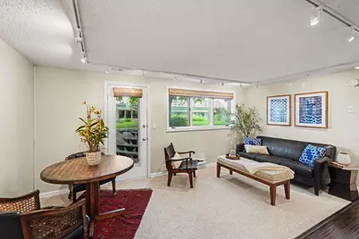 921 Dartmouth Avenue SE, Minneapolis, MN 55414 - Photo 22
