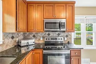 1111 Olive St W, Stillwater, MN 55082 - Photo 12