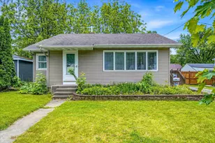 1111 Olive St W, Stillwater, MN 55082 - Photo 2