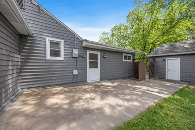 107 Hallam Avenue S, Mahtomedi, MN 55115 - Photo 44