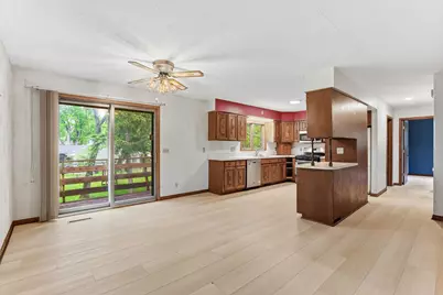 7738 Emerson Avenue N, Brooklyn Park, MN 55444 - Photo 8
