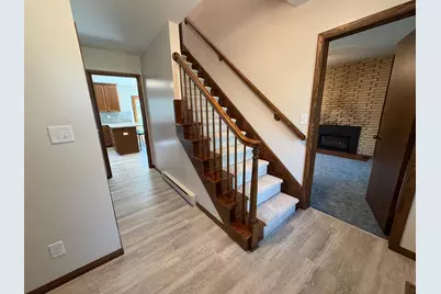 814 11th Avenue SE, Roseau, MN 56751 - Photo 4
