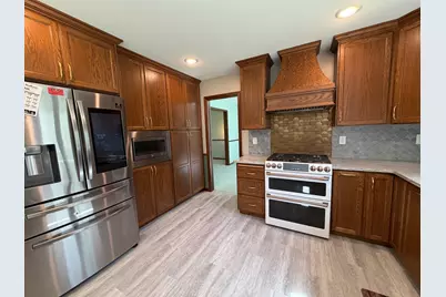 814 11th Avenue SE, Roseau, MN 56751 - Photo 8