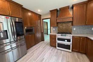 814 11th Ave SE, Roseau, MN 56751 - Photo 8