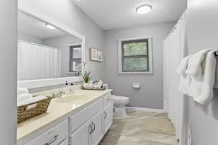2304 Sheridan Ave N, Minneapolis, MN 55411 - Photo 18