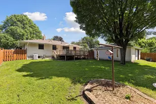 1953 Dieter St, Maplewood, MN 55109 - Photo 8