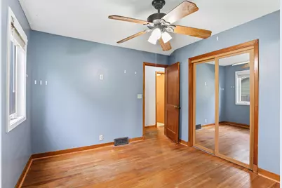 7804 Emerson Avenue N, Brooklyn Park, MN 55444 - Photo 12