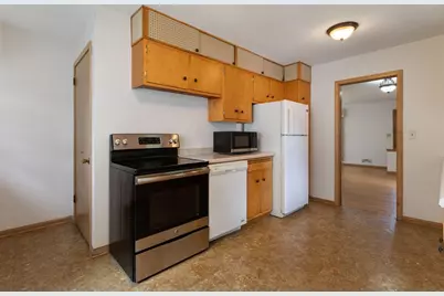 1292 County Road B W, Roseville, MN 55113 - Photo 20
