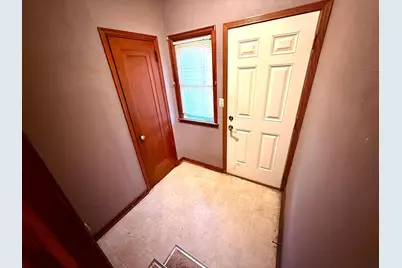 751 Cottage Avenue E, Saint Paul, MN 55106 - Photo 24