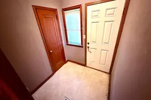 751 Cottage Ave E, Saint Paul, MN 55106 - Photo 24