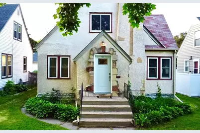 751 Cottage Avenue E, Saint Paul, MN 55106 - Photo 2