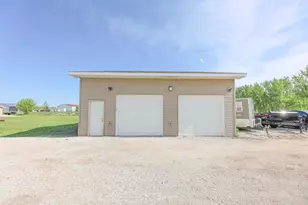 982 County Rd 10 NE, Osakis, MN 56360 - Photo 4