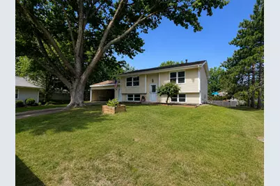 4653 152nd Court, Apple Valley, MN 55124 - Photo 1