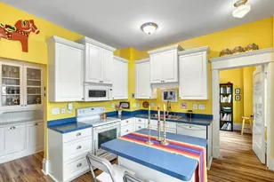 62 St Albans St S, Saint Paul, MN 55105 - Photo 16