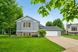 1734 Juniper Ln SW, Rochester, MN 55902 - Photo 2
